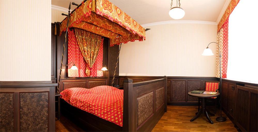 Hotel Goldener Helm Lichtenstein  Luaran gambar