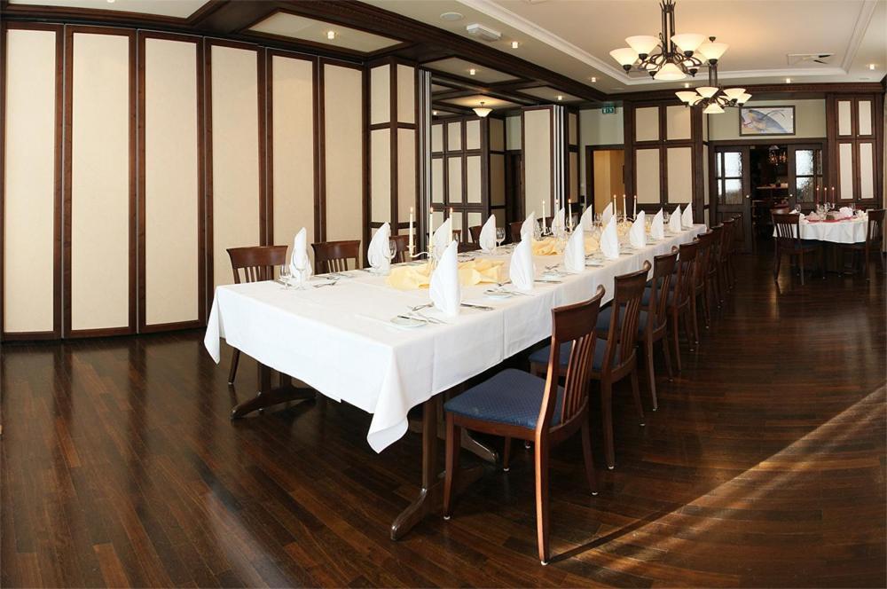 Hotel Goldener Helm Lichtenstein  Luaran gambar