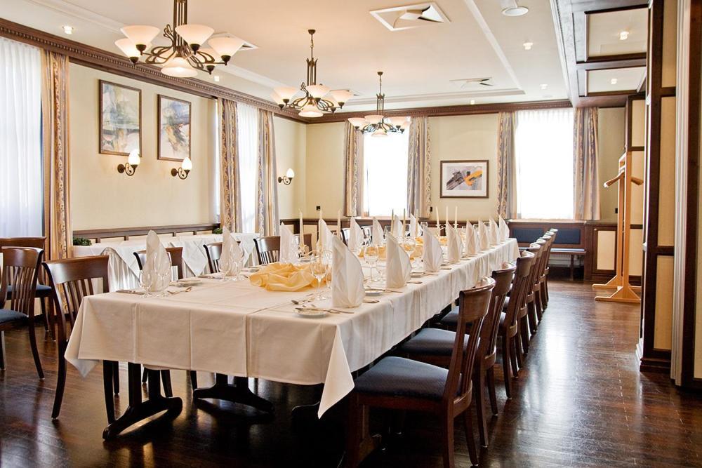 Hotel Goldener Helm Lichtenstein  Luaran gambar